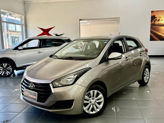 HYUNDAI HB20 1.0 COMFORT PLUS 12V FLEX 4P MANUAL